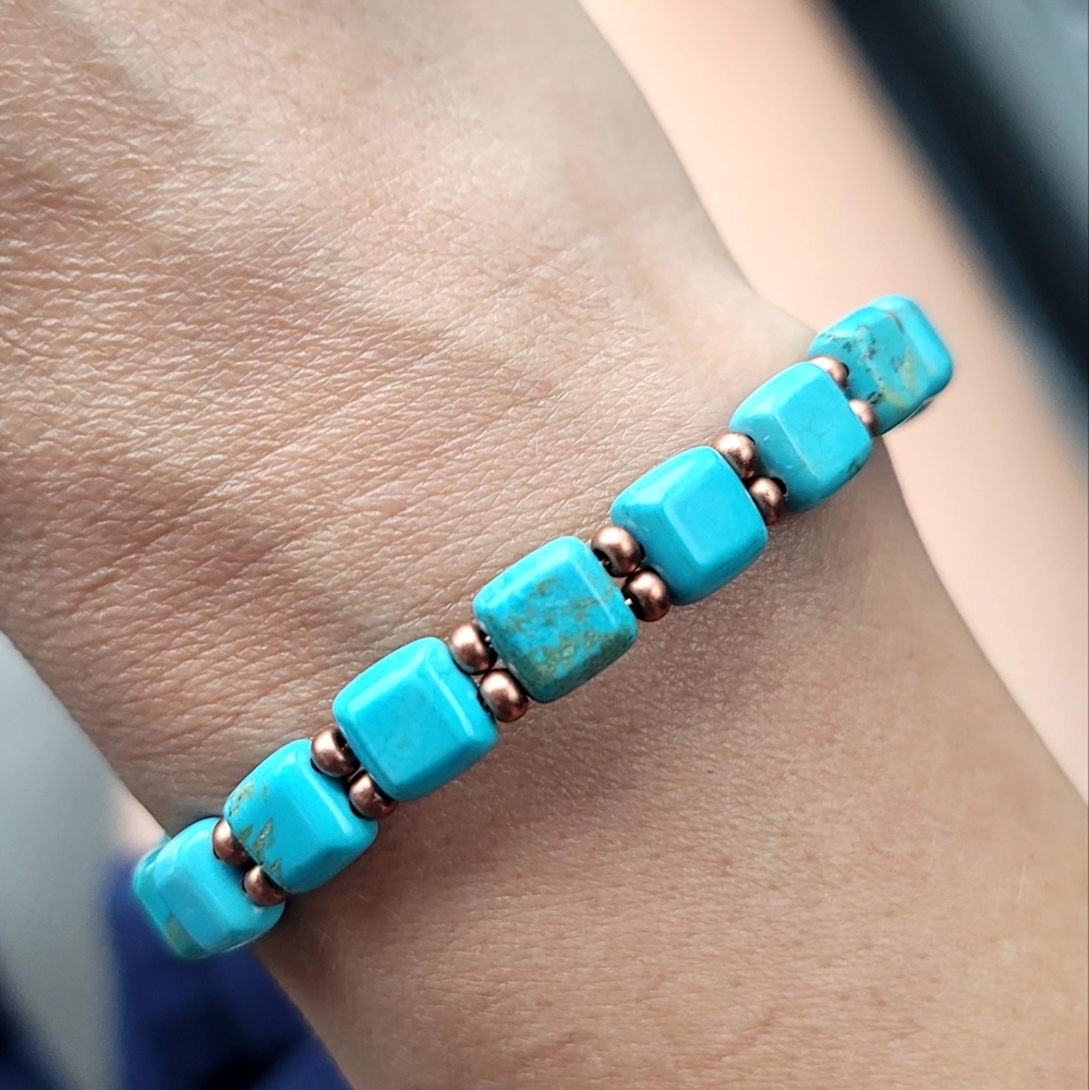 Arizona Kingman Turquoise and Copper Beaded Bracelet
